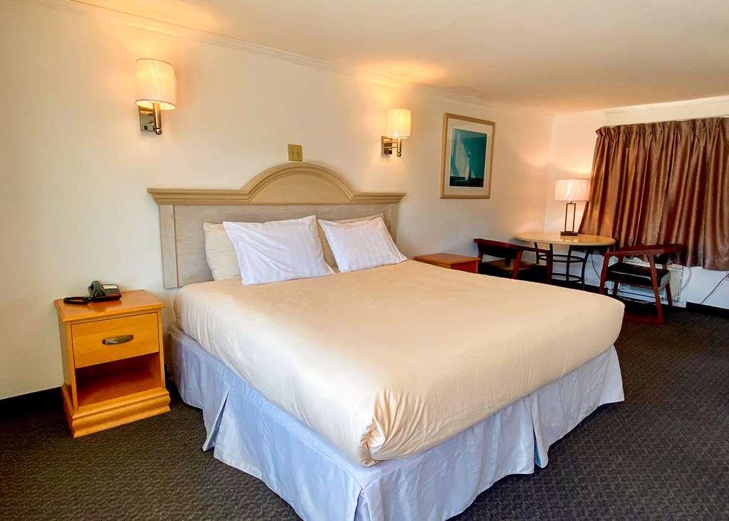 Americas Best Value Inn Hyannis Phòng bức ảnh