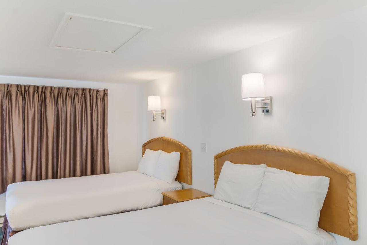 Americas Best Value Inn Hyannis Ngoại thất bức ảnh