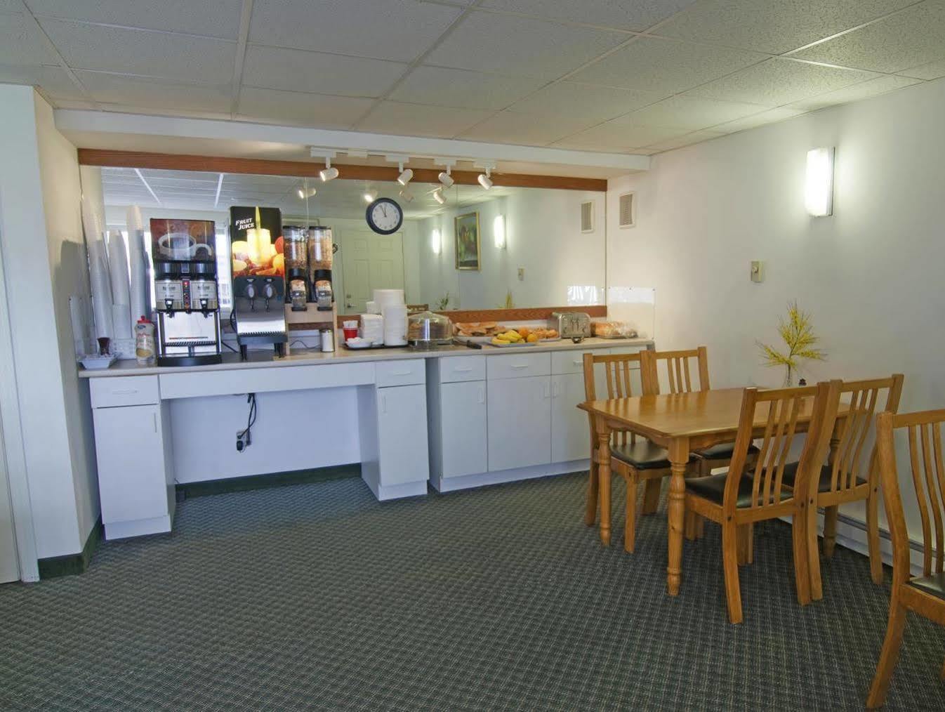 Americas Best Value Inn Hyannis Ngoại thất bức ảnh